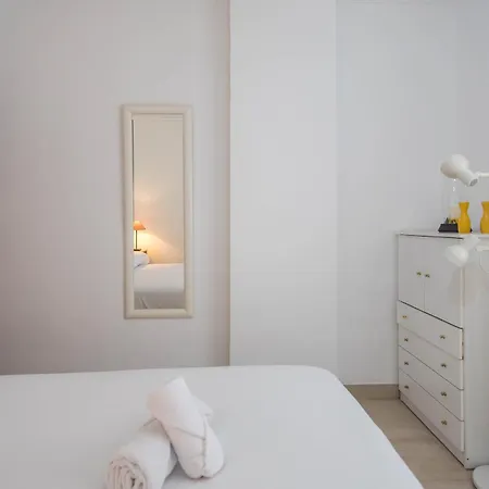 Cozy House Mesa Y Lopez-1br & Courtyard Apartment *