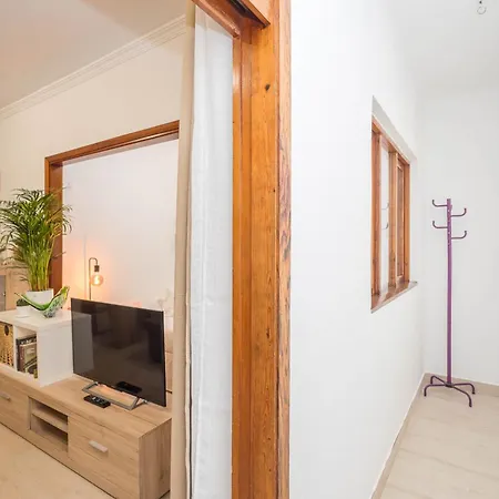 Cozy House Mesa Y Lopez-1br & Courtyard Apartment Las Palmas de Gran Canaria